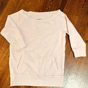 GAP pale pink sweatshirt, front pocket , wide neck, off the shoulder, raw edges